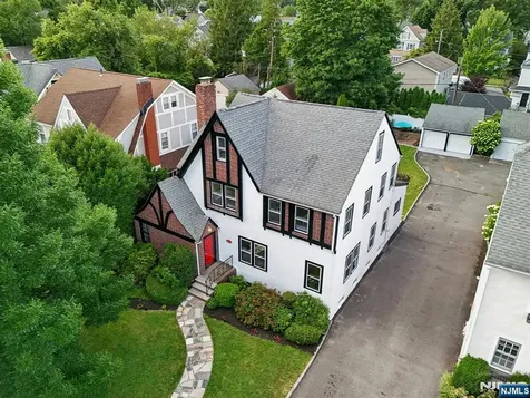 38 Stephen Street Montclair NJ 07042