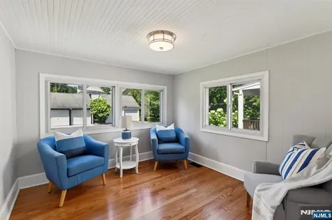 38 Stephen Street Montclair NJ 07042