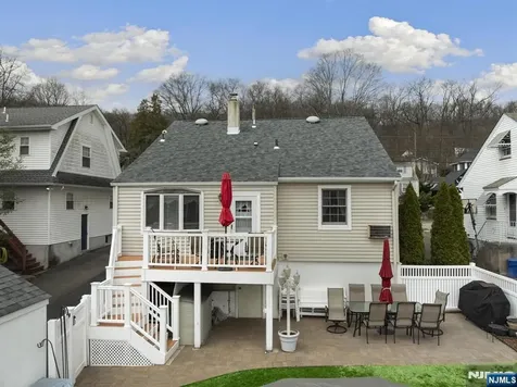 101 Pasadena Place Hawthorne NJ 07506