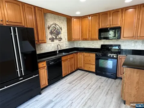 35 Magnolia Way North Haledon NJ 07508