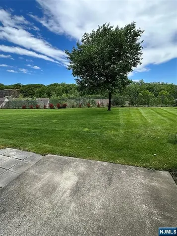 35 Magnolia Way North Haledon NJ 07508