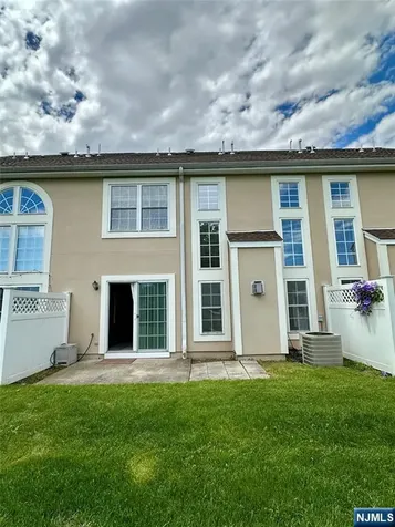 35 Magnolia Way North Haledon NJ 07508