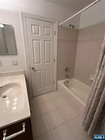 35 Magnolia Way North Haledon NJ 07508