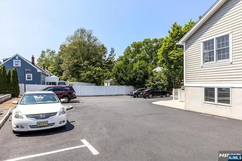 1012 Broad Street Bloomfield NJ 07003