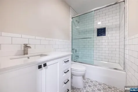 71 Franklin Street Tenafly NJ 07670