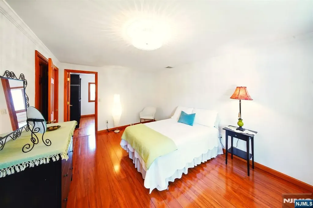 43 Carol Place Bloomfield NJ 07003