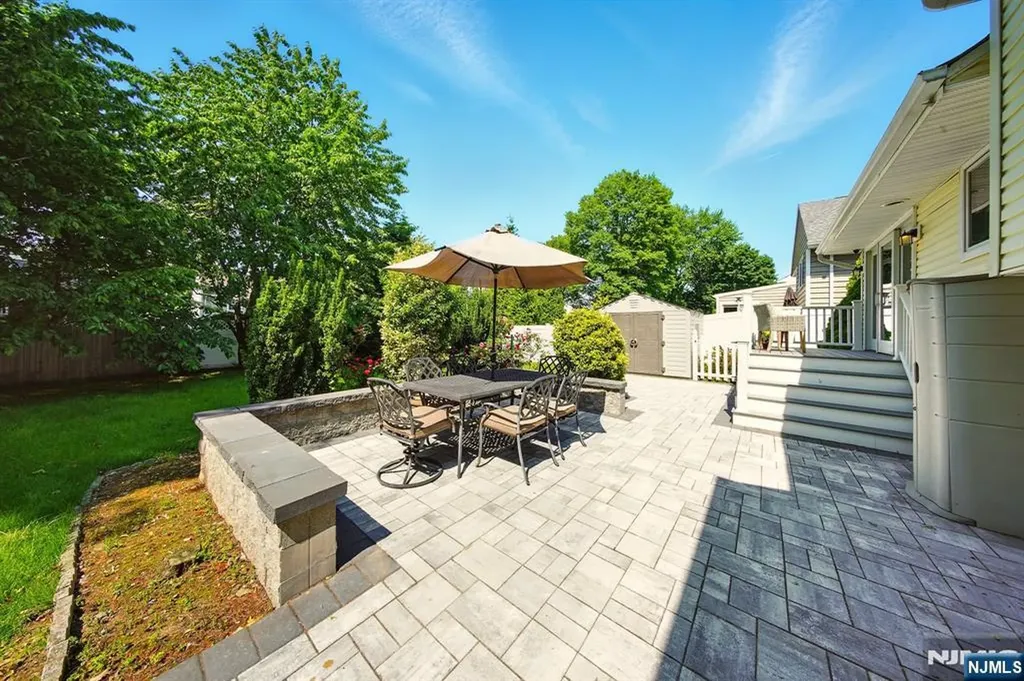 43 Carol Place Bloomfield NJ 07003