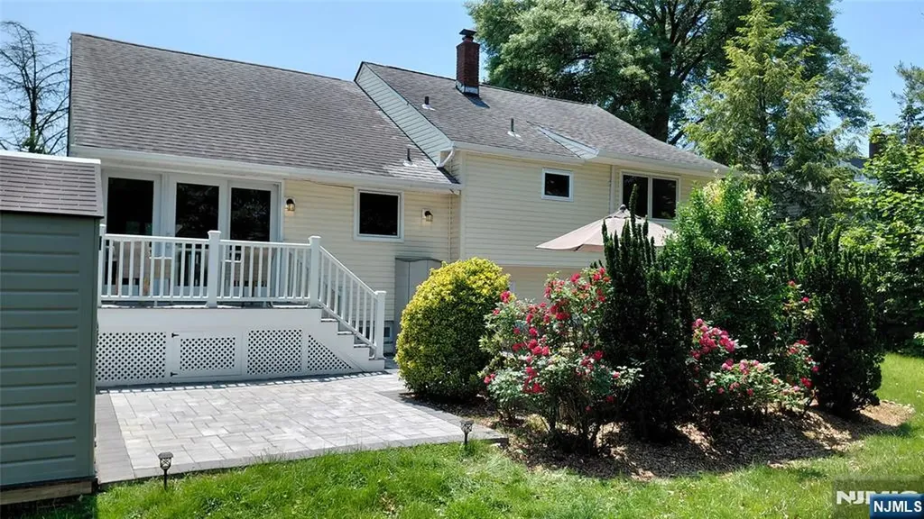 43 Carol Place Bloomfield NJ 07003