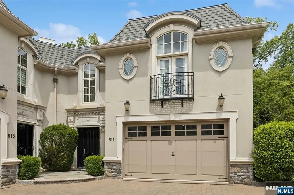 511 Bellaire Drive Demarest NJ 07627