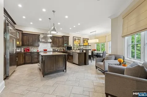 511 Bellaire Drive Demarest NJ 07627