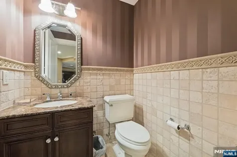 511 Bellaire Drive Demarest NJ 07627