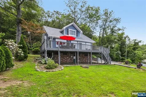62 Board Road West Milford NJ 07421