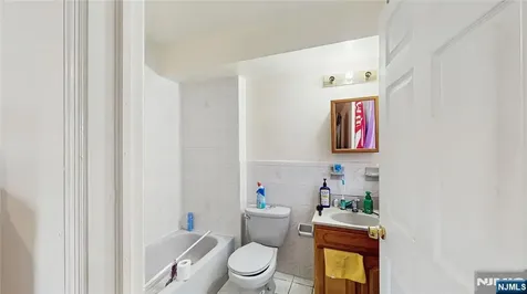 129-131 Seymour Avenue Newark NJ 07108