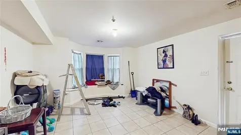 129-131 Seymour Avenue Newark NJ 07108