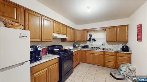 129-131 Seymour Avenue Newark NJ 07108