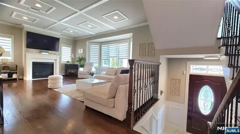 42 8th Street Fairview NJ 07022