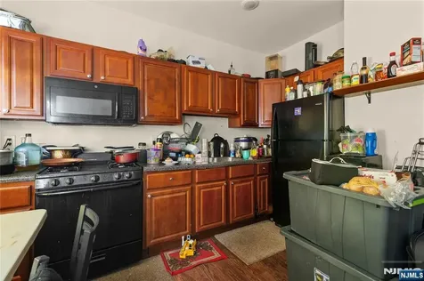 36 Arverne Terrace Irvington NJ 07111