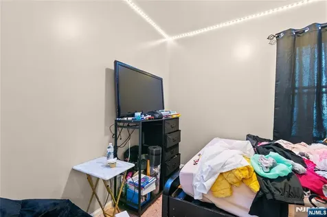 36 Arverne Terrace Irvington NJ 07111