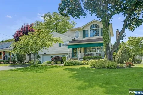 31 Woodvale Road Glen Rock NJ 07452
