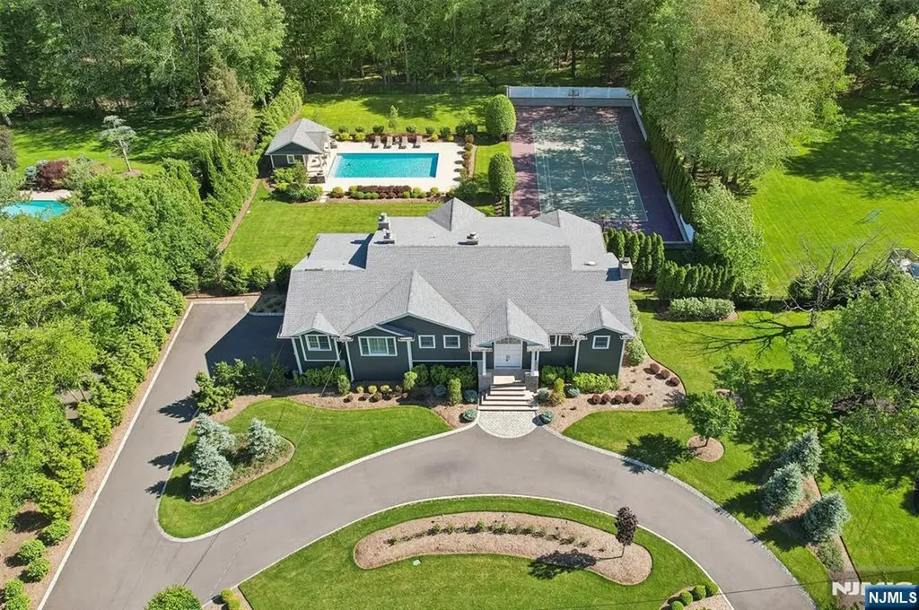 15 Fred Street Old Tappan NJ 07675