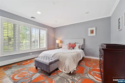 15 Fred Street Old Tappan NJ 07675