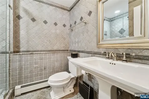 15 Fred Street Old Tappan NJ 07675