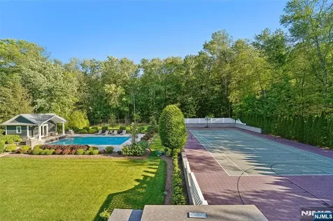 15 Fred Street Old Tappan NJ 07675