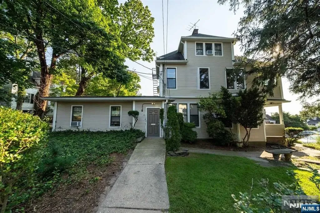 62 Chestnut Street Englewood NJ 07631