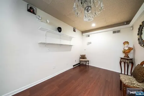 62 Chestnut Street Englewood NJ 07631