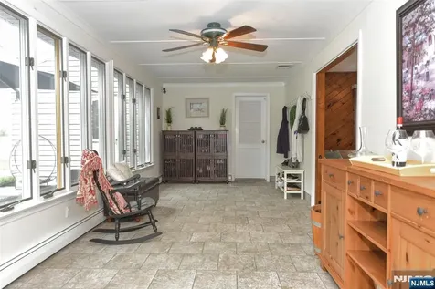 789 Charnwood Drive Wyckoff NJ 07481