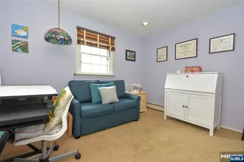789 Charnwood Drive Wyckoff NJ 07481