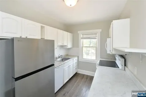 7 Main Street Glen Rock NJ 07452