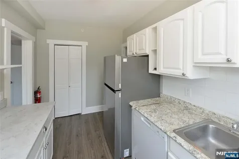 7 Main Street Glen Rock NJ 07452