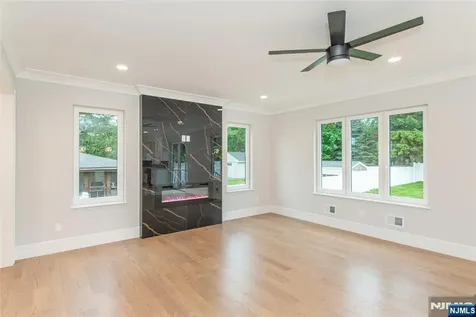 56B Jefferson Emerson NJ 07630