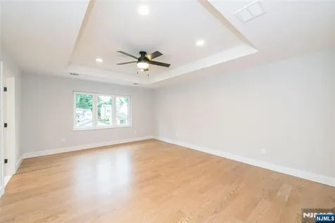 56B Jefferson Emerson NJ 07630