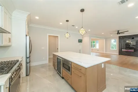 56B Jefferson Emerson NJ 07630
