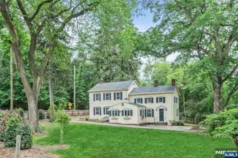 622 E Saddle River Road Ho-ho-kus NJ 07423