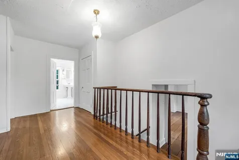 622 E Saddle River Road Ho-ho-kus NJ 07423