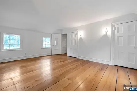 622 E Saddle River Road Ho-ho-kus NJ 07423
