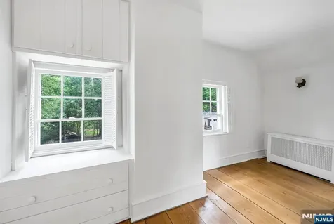 622 E Saddle River Road Ho-ho-kus NJ 07423