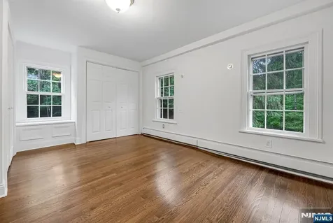 622 E Saddle River Road Ho-ho-kus NJ 07423