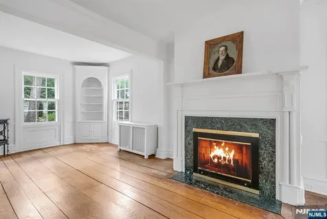 622 E Saddle River Road Ho-ho-kus NJ 07423