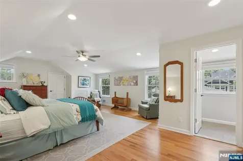 133 Foster Terrace Ridgewood NJ 07450