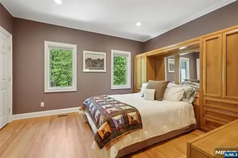 37 Great Hall Road Mahwah NJ 07430