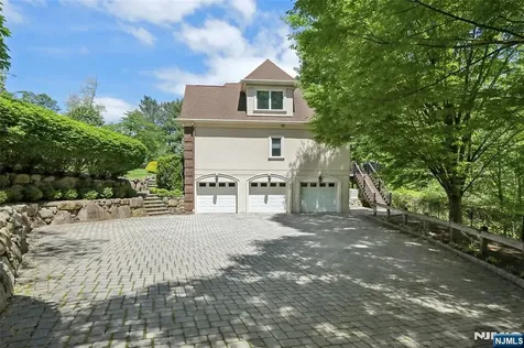 37 Great Hall Road Mahwah NJ 07430