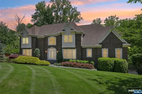37 Great Hall Road Mahwah NJ 07430