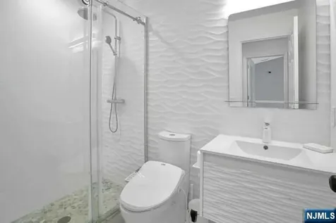 147 Lydia Drive Guttenberg NJ 07093