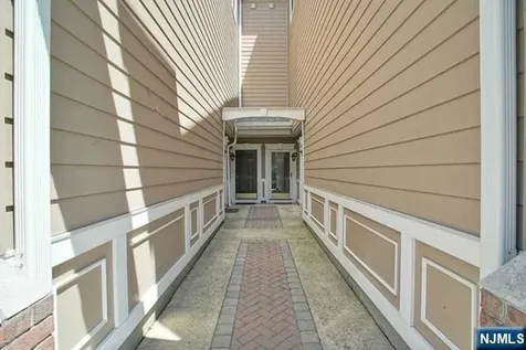147 Lydia Drive Guttenberg NJ 07093