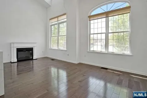 147 Lydia Drive Guttenberg NJ 07093