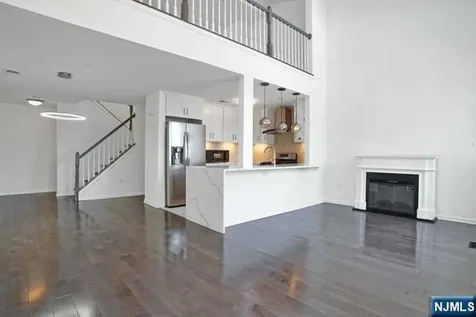 147 Lydia Drive Guttenberg NJ 07093
